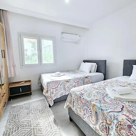 Holiday home White House *